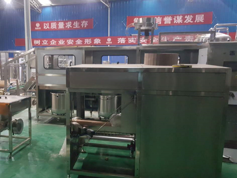凈水設(shè)備濾芯為什么不保修？多久更換一次？